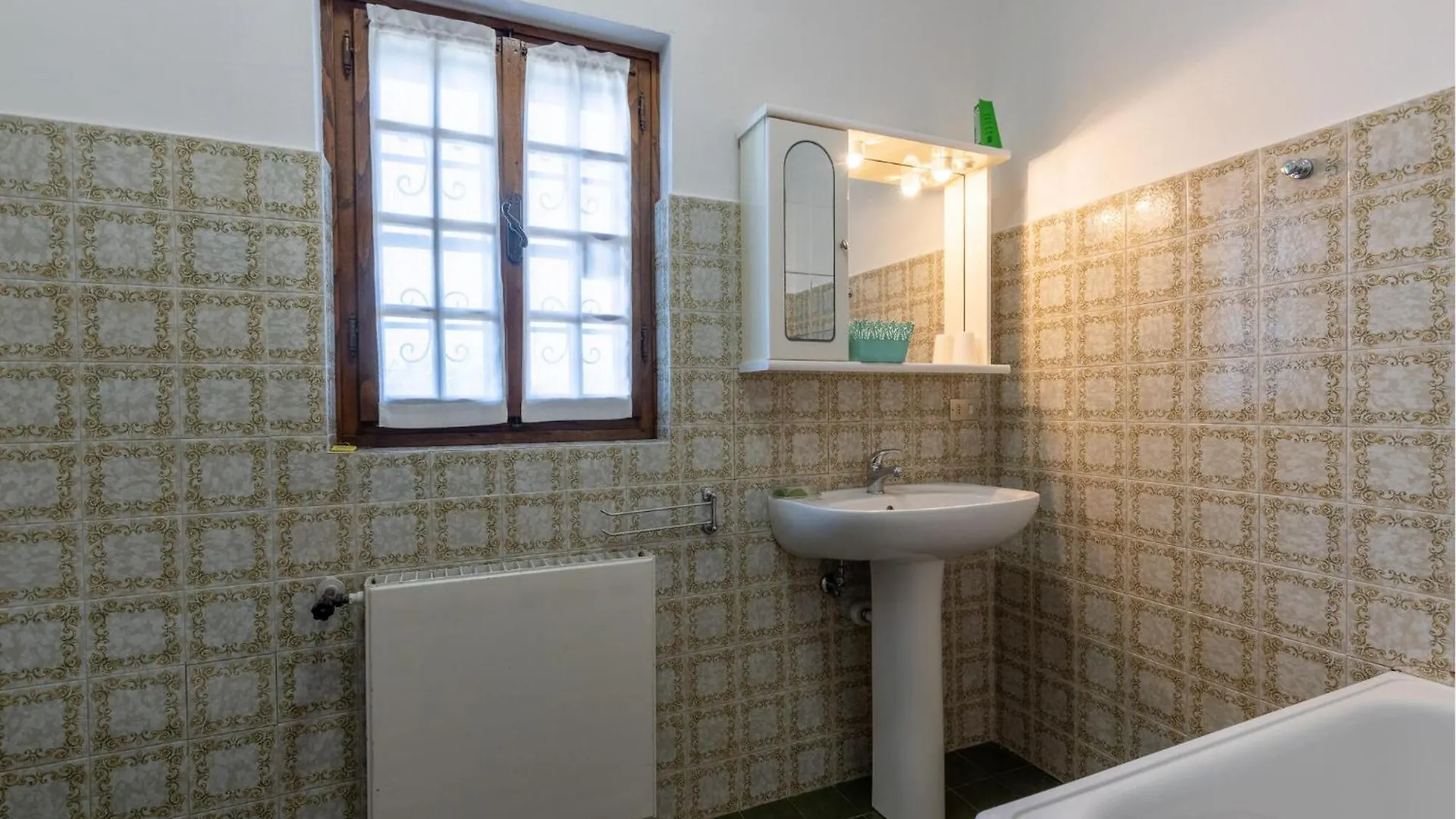 Holiday home Beautiful Home In Uzzano Pt With Kitchen Italy